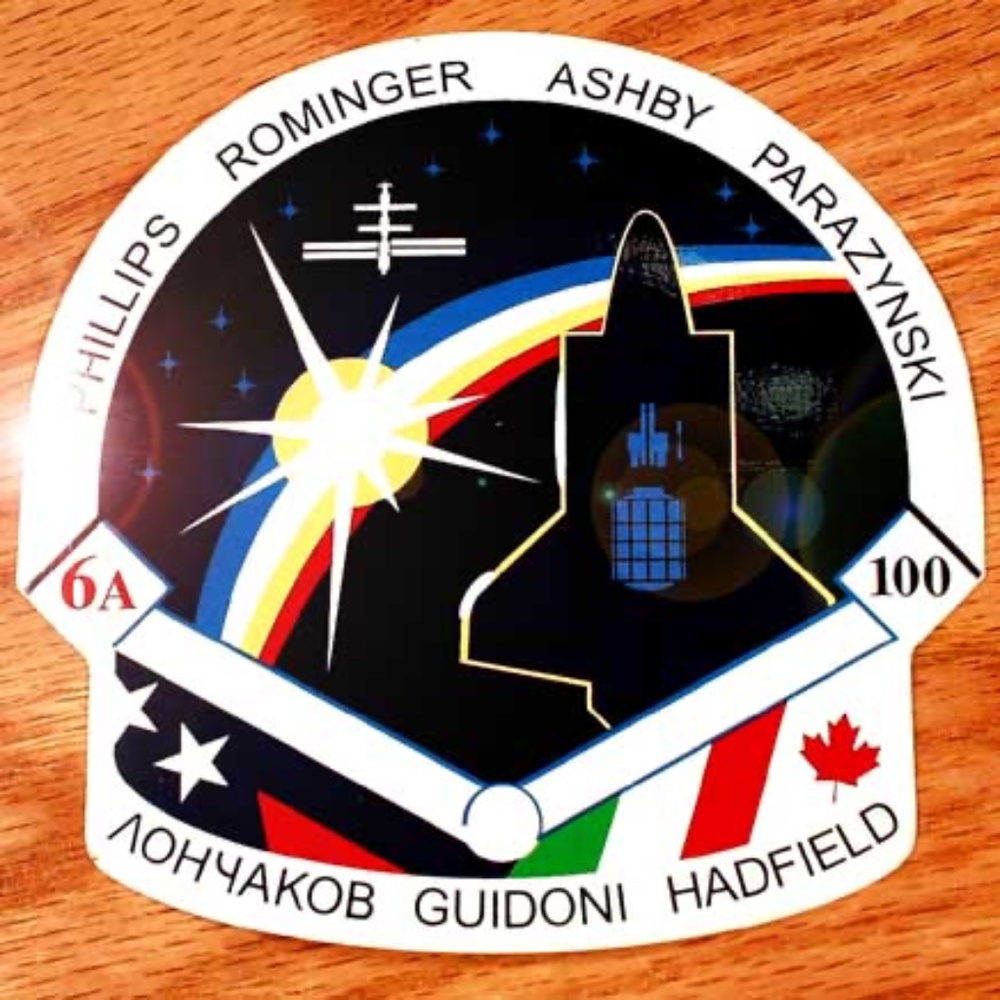 STS-100/6A SHUTTLE MISSION NASA CREW STICKER, 2001 OFFICIAL MISSION DESIGN, FULL